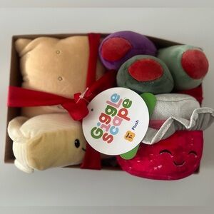 Charcuterie Box Set Brie Cheese, Jam, Olives, Square Cracker 4pc Plush